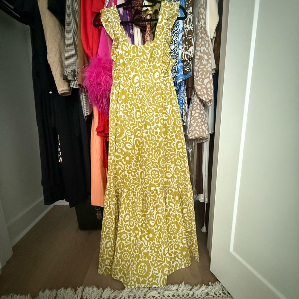Aakaa Gold Sleeveless Maxi Sundress